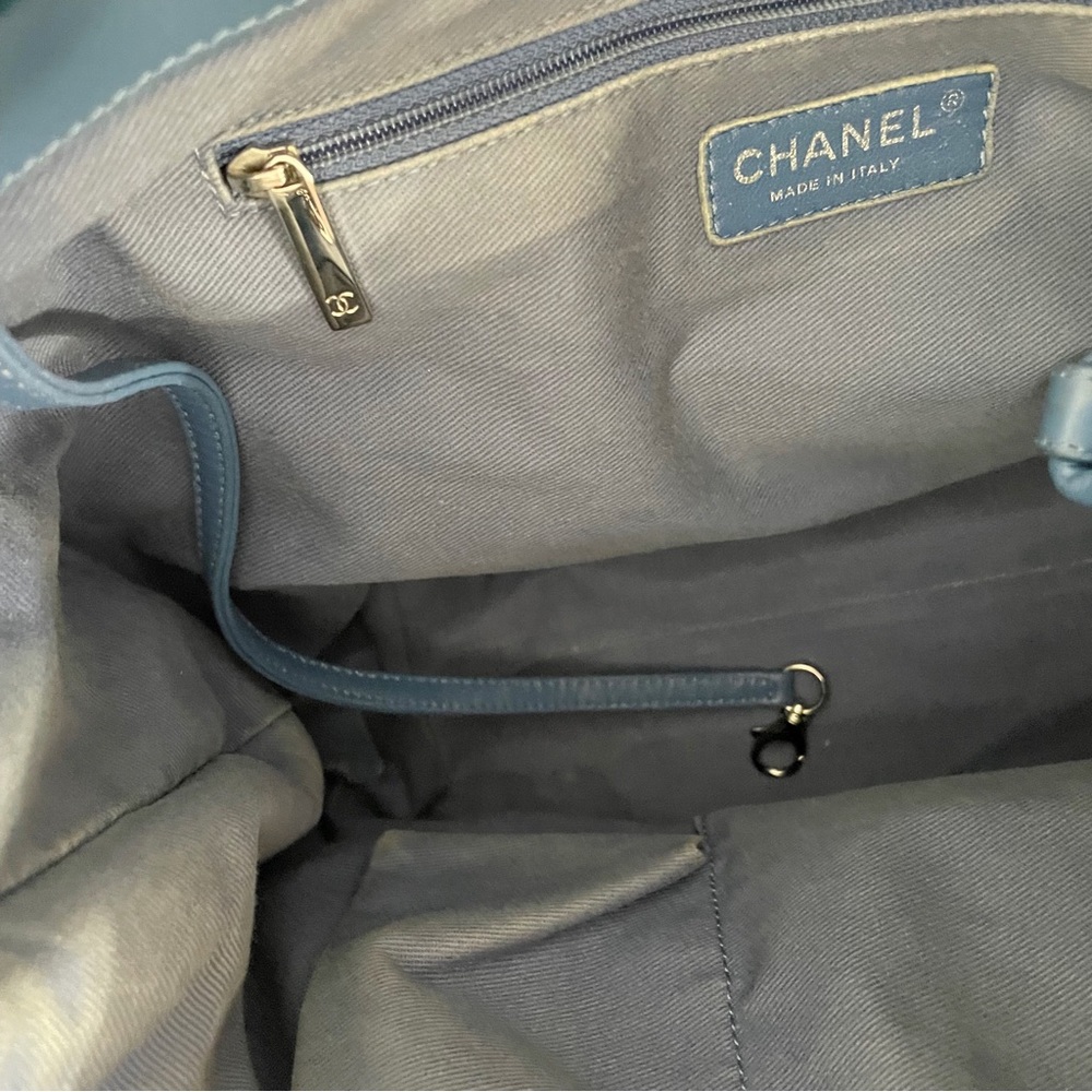 Chanel blue perforated and quilted leather Up In The Air shoulder tote bag - Picture 10 of 13